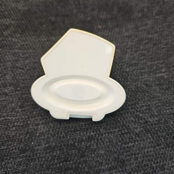 VTech Letter C Cheese Replacement Magnet Fridge Phonics Letter Food Fun Alphabet - Picture 2 of 6